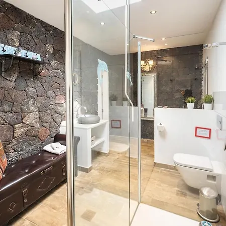 Villa Lanzahost Panorama *